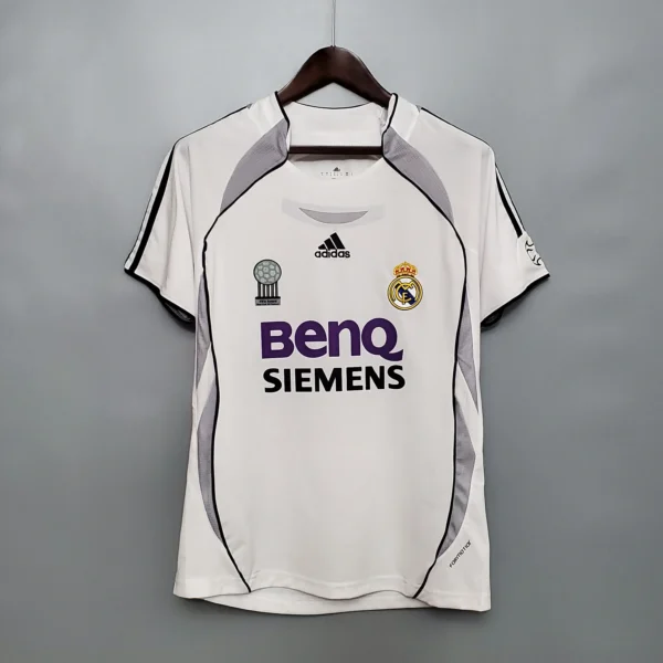 2006/07 Real Madrid Retro Jersey Home