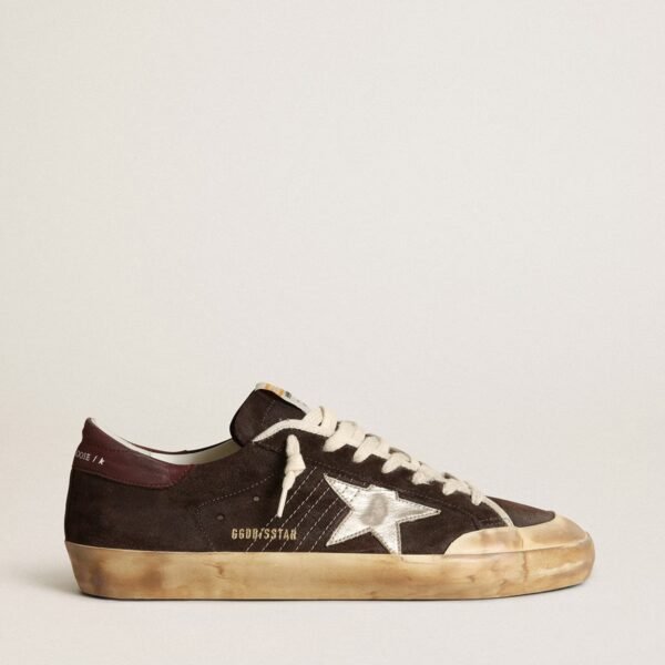 Super-Star Penstar in brown suede with a platinum star