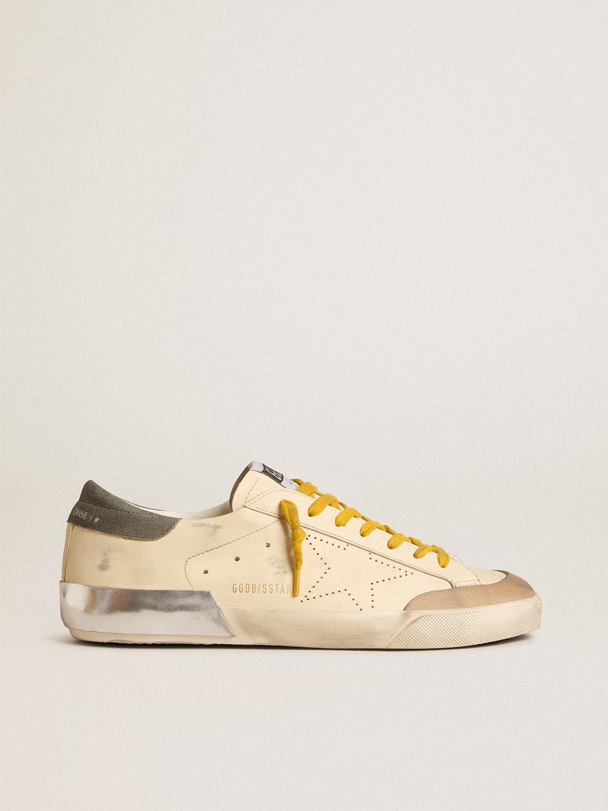 1 Super-Star in leather with perforated star and gray suede heel tab - Image 1