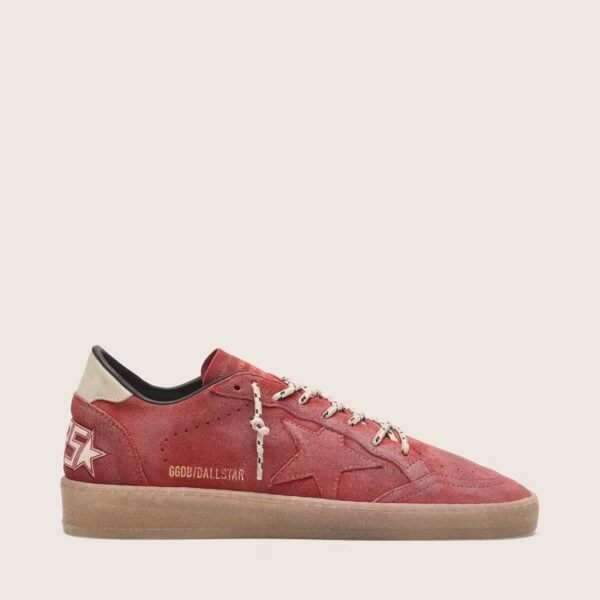 Ball Star in rust-red suede with tone-on-tone star