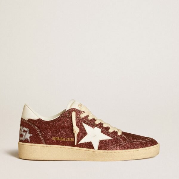 Ball Star in burgundy glitter with white leather star and heel tab