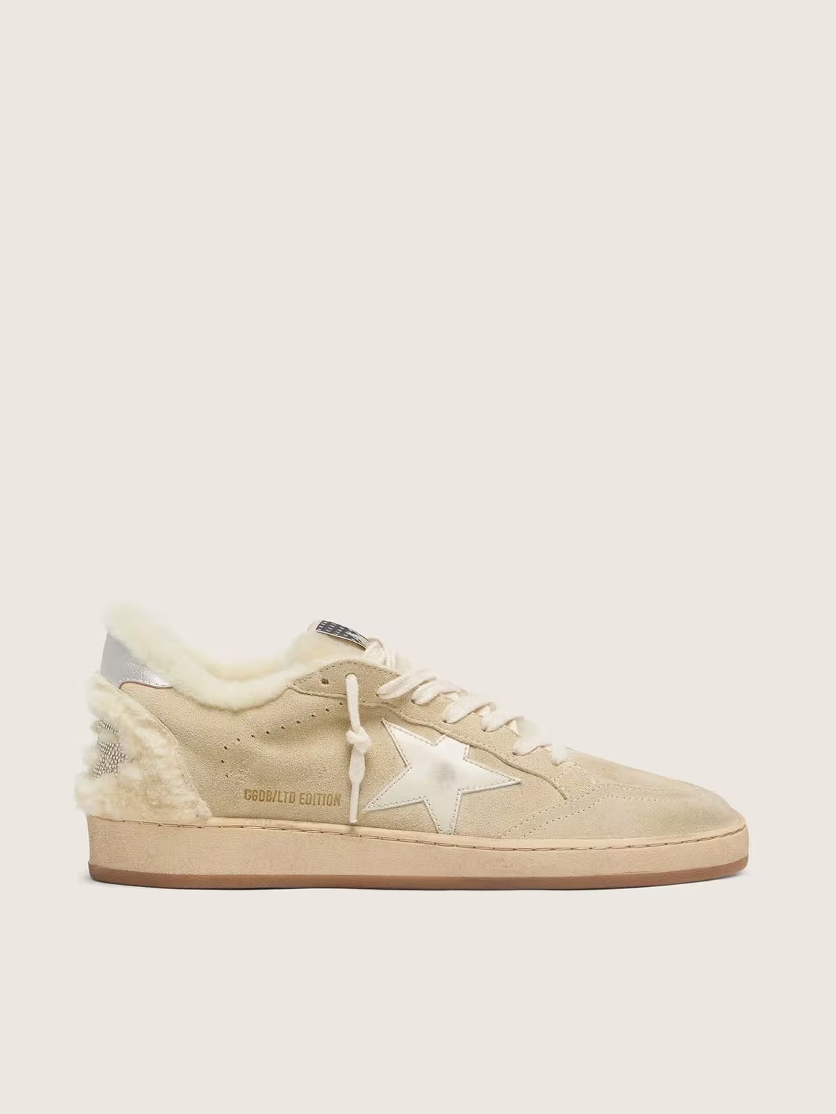 1 Ball Star in suede and shearling with white patent leather star - Image 1