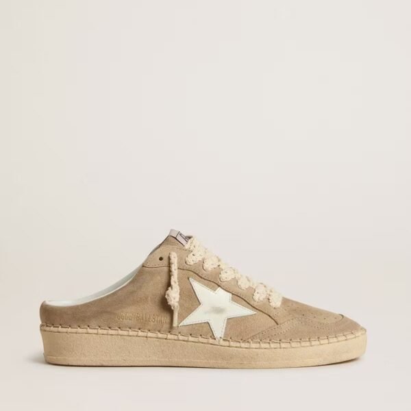 Ball Star Sabot in beige suede with white leather star