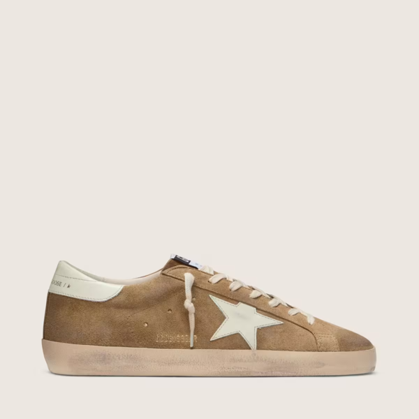 Super-Star in tobacco suede with white leather star
