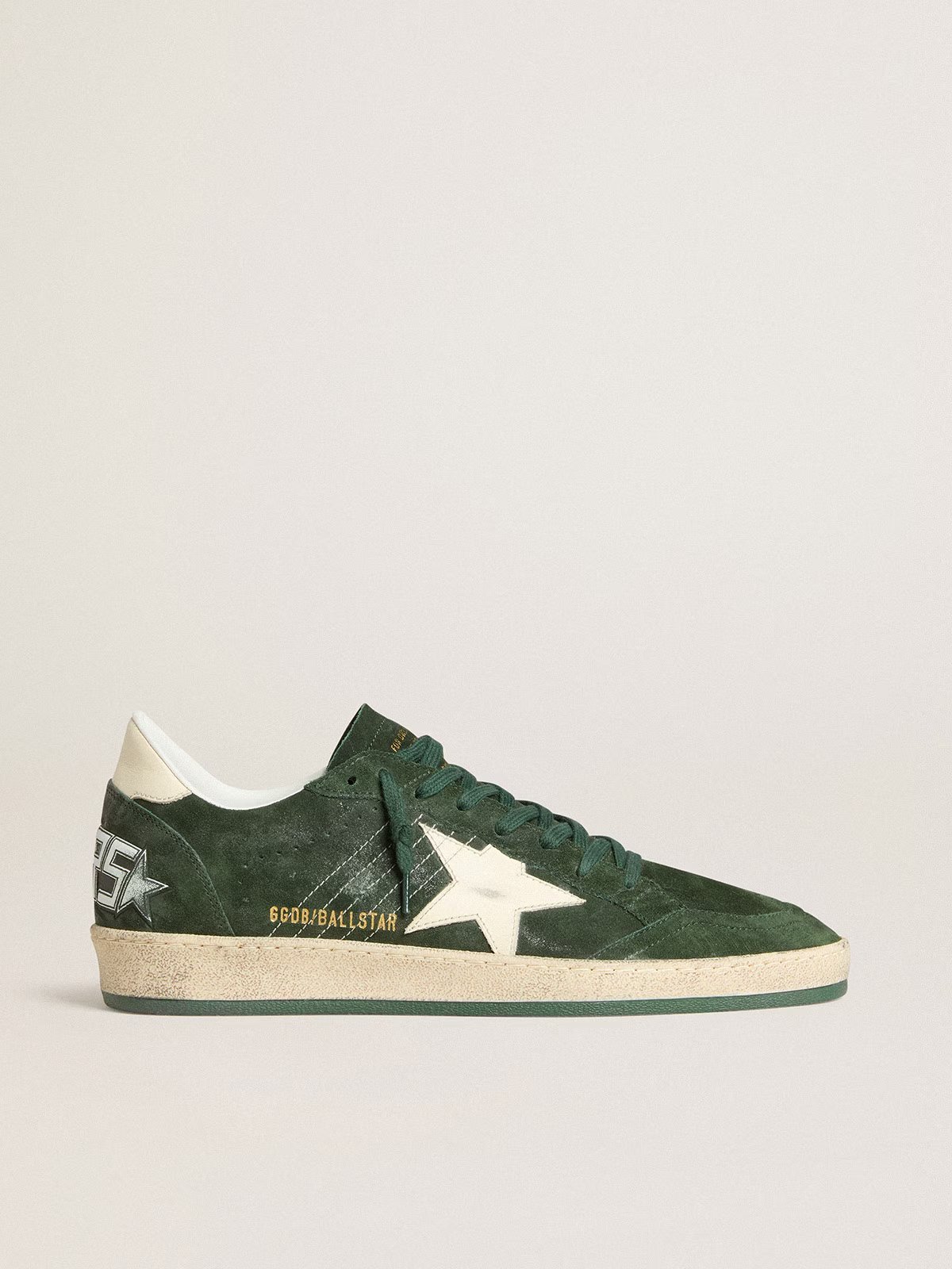 1 Ball Star in green suede with white leather star and heel tab - Image 1