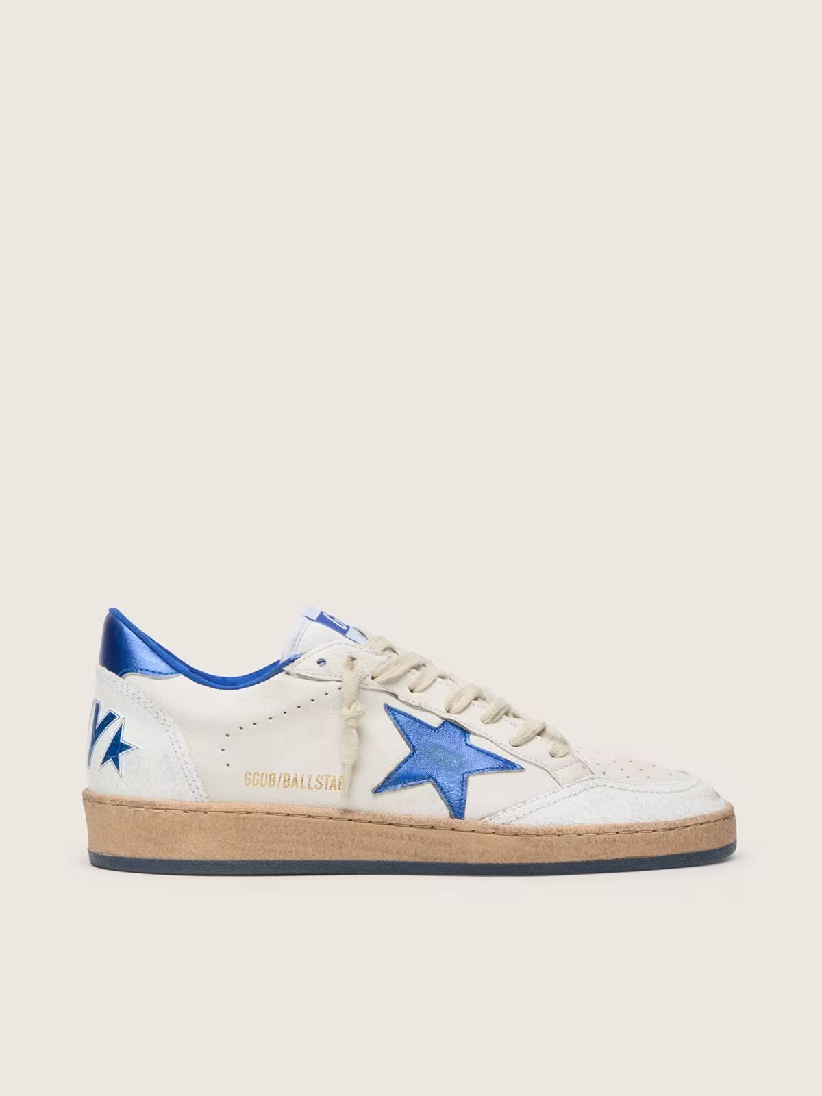1 Ball Star Wishes in white nappa leather with a bright blue star and heel tab - Image 1