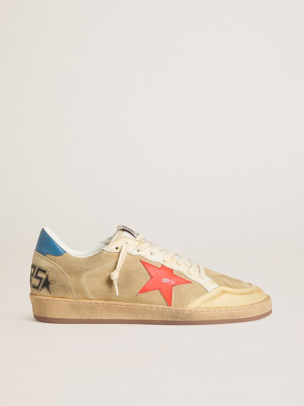1 Ball Star in beige suede with coral leather star and blue nappa heel tab - Image 1