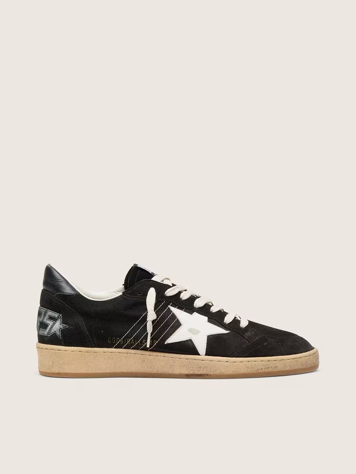 1 Ball Star in black suede with white leather star - Image 1