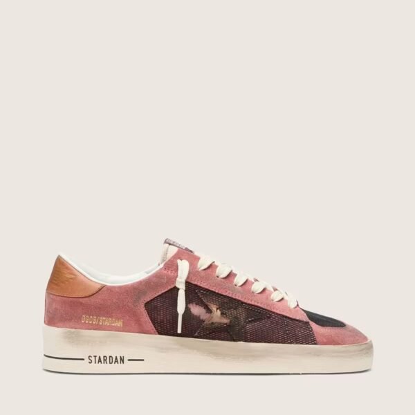 Stardan in pink suede with beige star