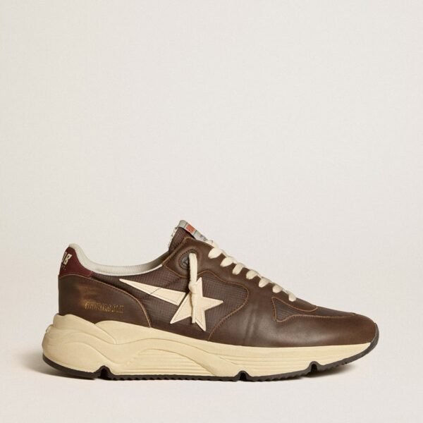 Running Sole in nylon and leather with TPU star and nubuck heel tab