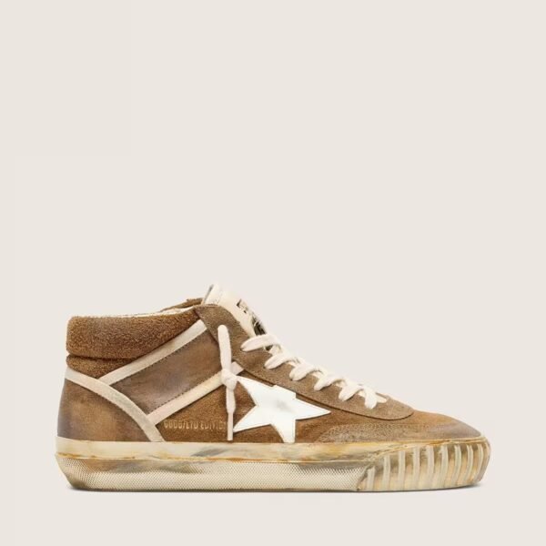 Mid Star LAB in rust-colored suede with a white leather star
