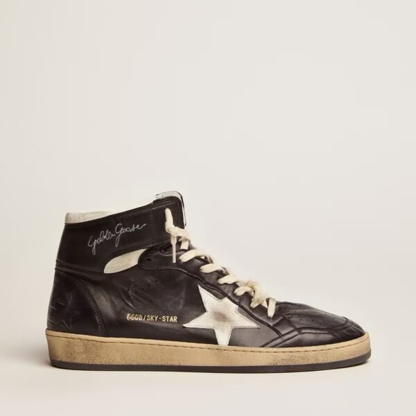 Sky-Star in black nappa leather with white leather star