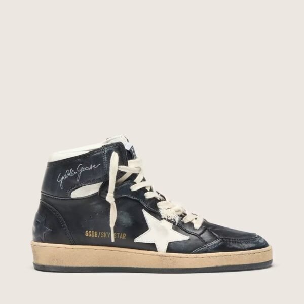 Sky-Star in black nappa with white star